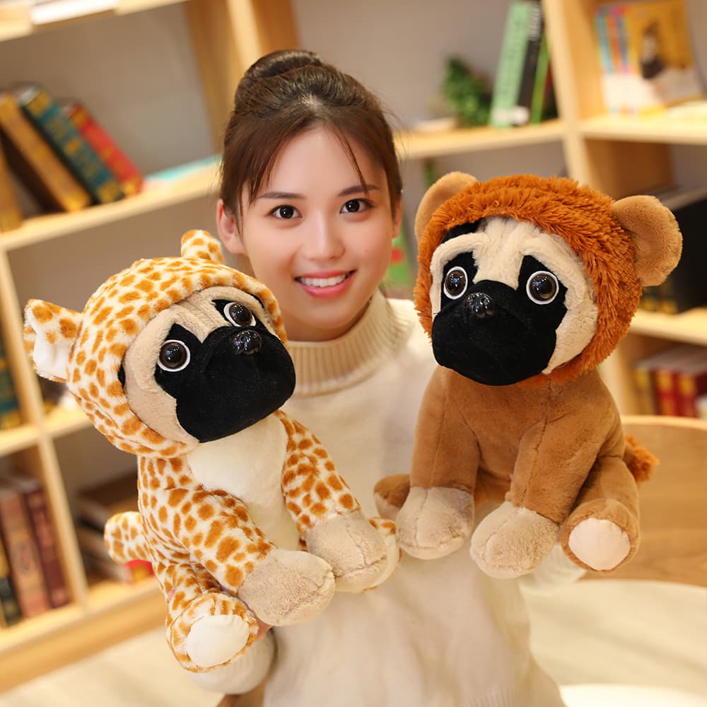 犬 ぬいぐるみ かわいい動物になりきりパグぬいぐるみ