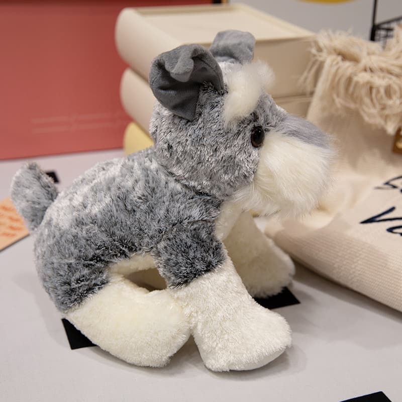 犬 ぬいぐるみ やさしい眼差しのシュナウザーぬいぐるみ